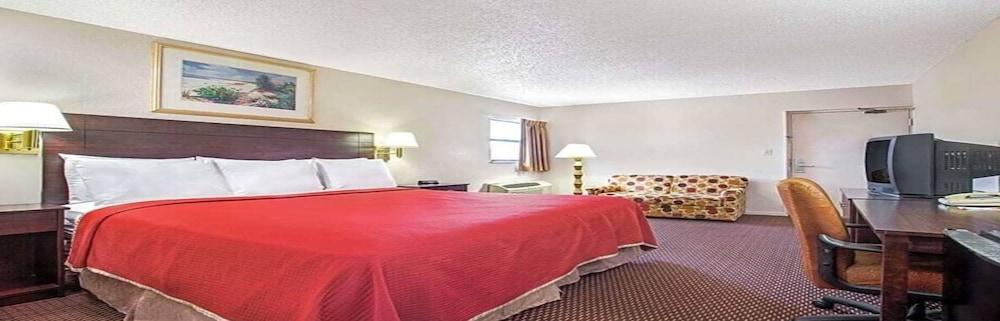 Airport Inn 坦帕 外观 照片
